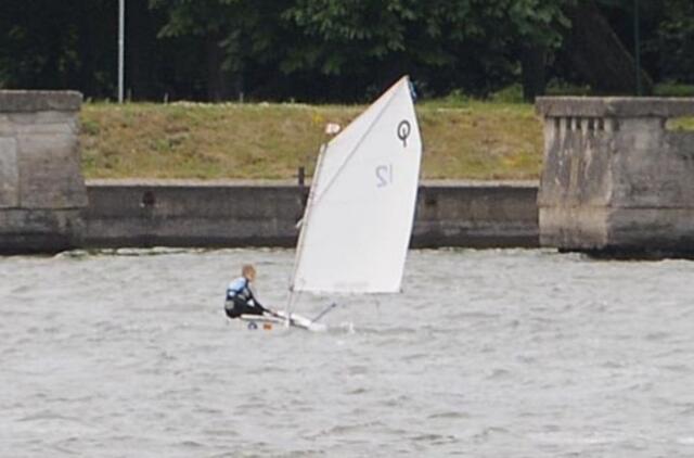 Neringoje varžėsi jaunieji buriuotojai