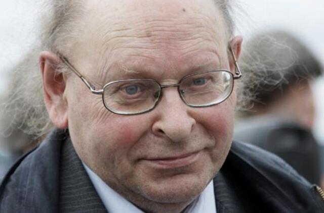 Mirė poetas J. Strielkūnas