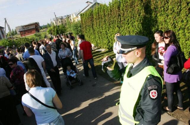 R. Petrauskas: budintys Garliavoje pažeidžia Kedžių teises į laisvą judėjimą