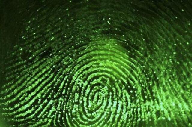 Lenkijoje įrengtas bankomatas, atpažįstantis klientą pagal pirštų atspaudus