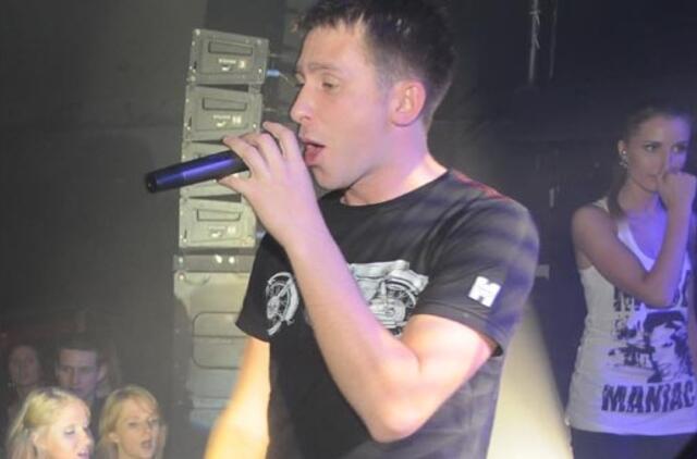 Nidoje vasaros sezono startą skelbia "Corona Beach Bar“ ir grupė SEL