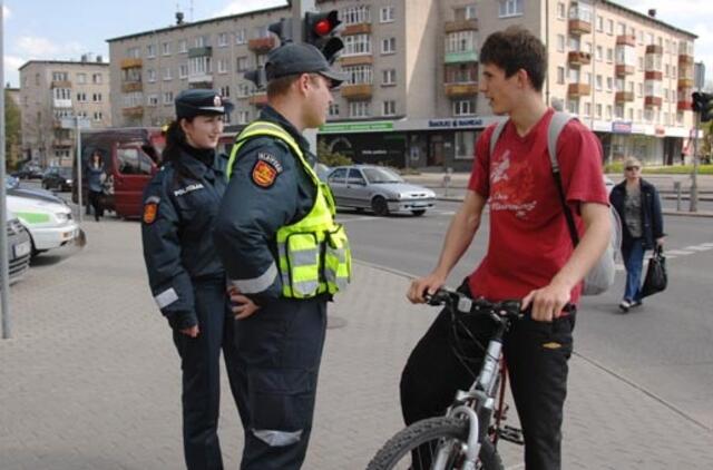 Klaipėdos policininkai auklėjo jaunus dviratininkus