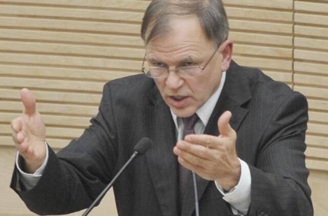 Seimūnas prognozuoja dar didesnę šalies valdymo krizę