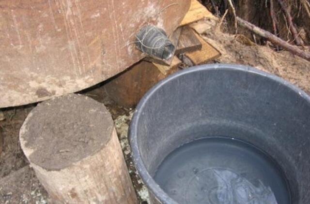 Šilutės rajone demaskuotas naminukės "fabrikėlis"