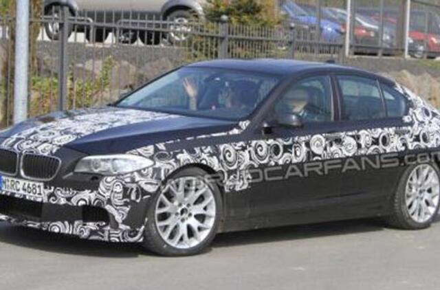 BMW M5 bus galingesnis už X5 M