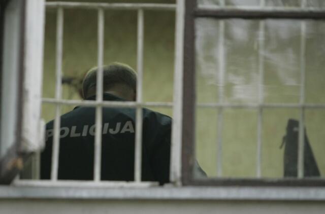 Teistus asmenis lankys policija