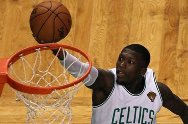 "Celtics" NBA finalo serijoje išsiveržė į priekį