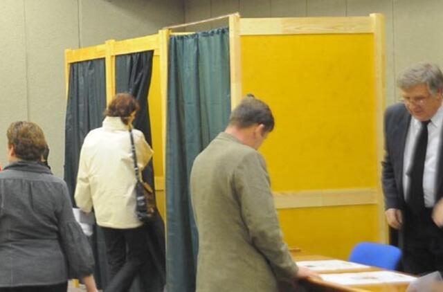 Įstatymo pataisa leistų jau 2011 metais merus rinkti tiesiogiai