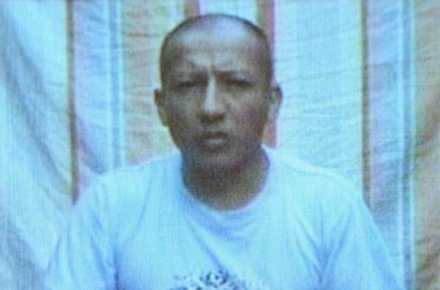 Kolumbijos maištininkai paviešino vaizdo įrašą apie penkis jų laikomus įkaitus