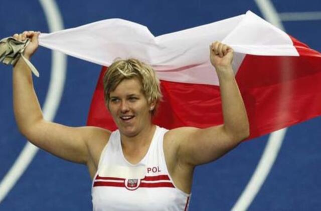 Lenkijos kūjo metikė pagerino pasaulio rekordą