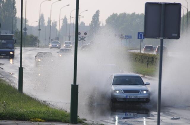 Liūtis Šilutės plentą pavertė baseinu