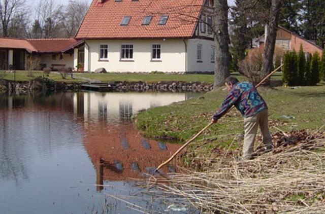 Pašalpų gavėjams teks padirbėti