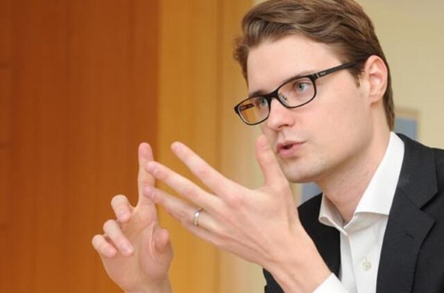 Premjero patarėjas: nekilnojamojo turto mokestis leistų surinkti apie 500 mln. litų