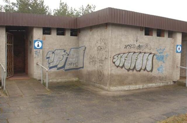 Seimo nario šeima Smiltynėje demaskavo iškrypėlį