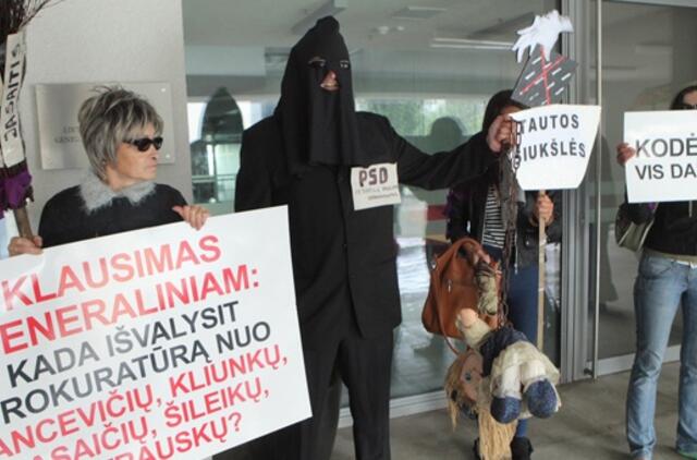 Drąsiaus Kedžio rėmėjai reikalavo išvaryti prokurorus