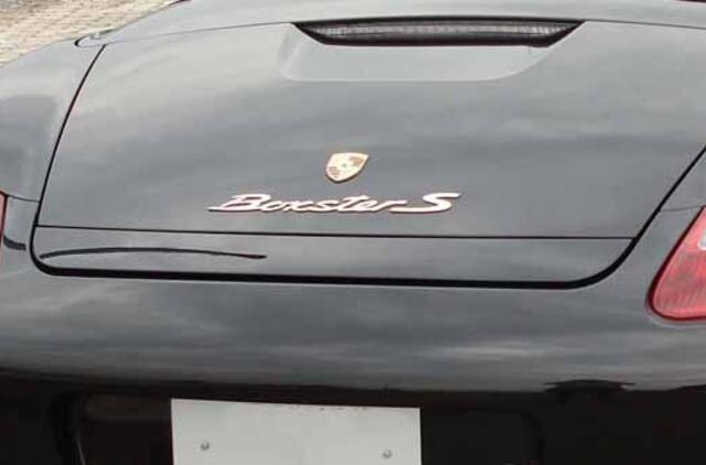 Klaipėdietis autostradoje sudaužė "Porsche"