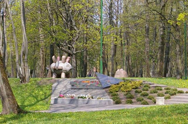 Klaipėdos Skulptūrų parke, ieškok gyvybės formų