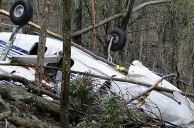 Meksikoje sudužo lėktuvas, žuvo 8 žmonės