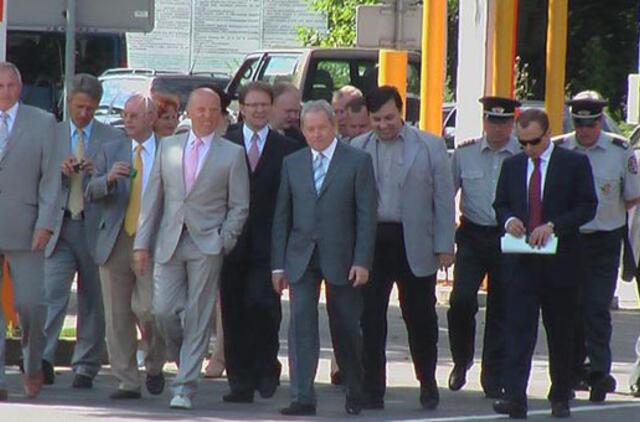 Ministrai pasirašė memorandumą dėl pasienio bendradarbiavimo