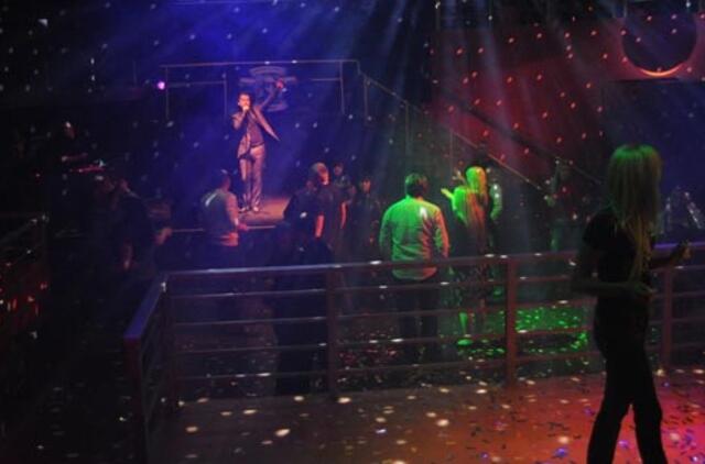 Naktinio klubo kasoje – neapskaityti tūkstančiai