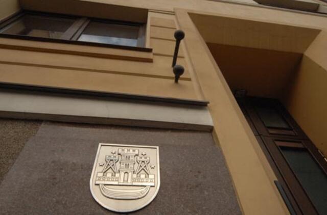 Siūloma sudaryti sąlygas gyventojams patekti į savivaldybių patalpas