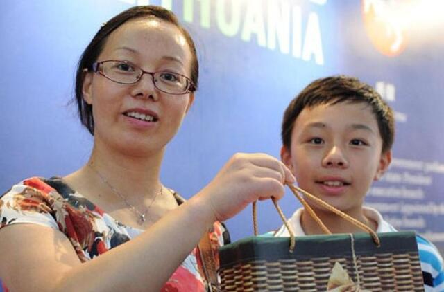 "Tautiška giesmė" suskambės ir Kinijoje