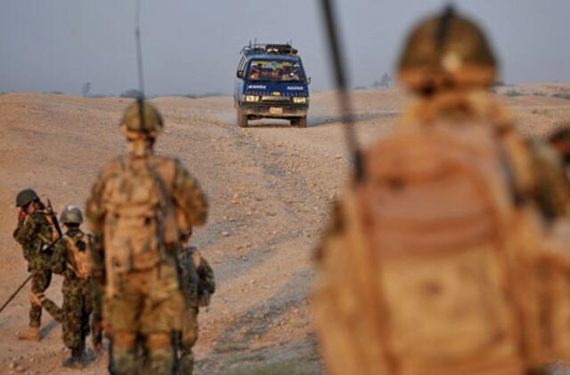 Afganistane žuvo keturi NATO kareiviai