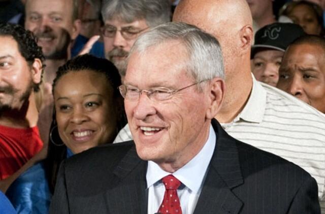 Atsistatydino "General Motors" vadovas Edwardas Whitacre