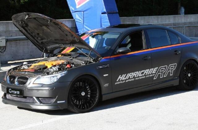 Greičiausias sedanas pasaulyje: BMW M5 aplenkė... BMW M5