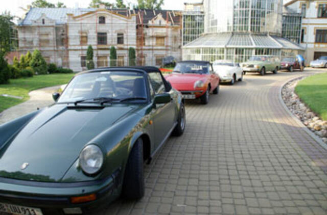 Iš Vokietijos į Kretingą – senoviniais automobiliais