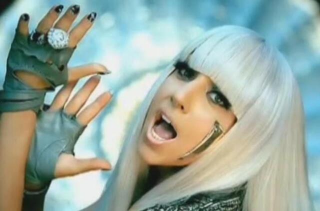 Lady Gaga  šokiravo nuogybe