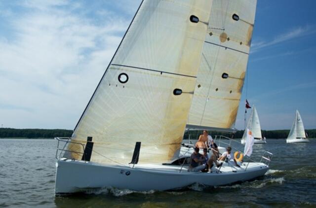 Naktinio Kuršių marių regatos etapo vargai