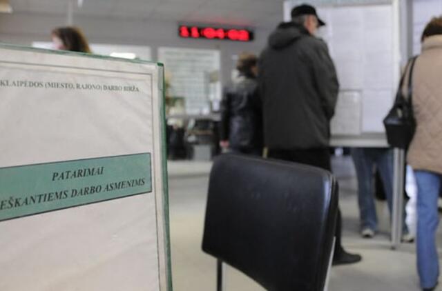 Švietimo sistema kreipia į darbo biržą