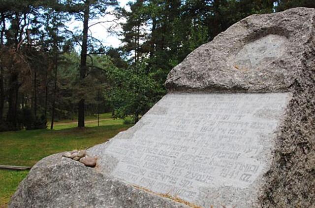 Atminimas, prasilenkiantis su istorine tiesa