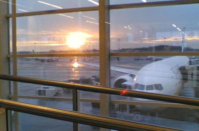 Aviacijos dispečerių streikas paralyžiavo Belgijos oro uostus