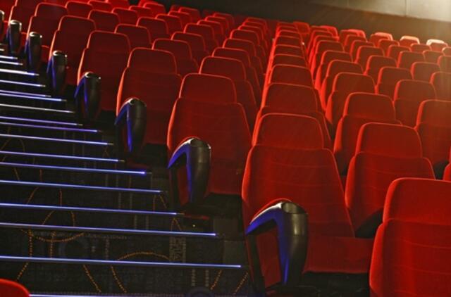 Dėl reklamos prieš kino filmą moteris padavė į teismą kino teatrą