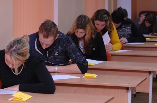 Į profesines mokyklas šiemet priimta per 21 tūkst. mokinių