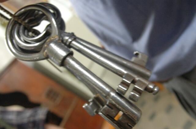 Motina dėl fizinio lavinimo mokytojo nuskriausto vaiko kreipėsi į policiją