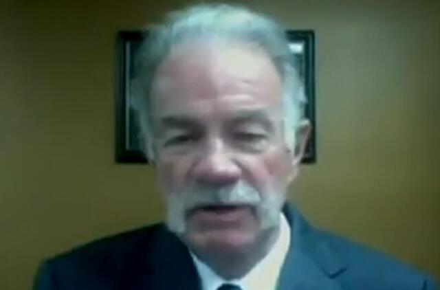 Pastorius Terry Jones: Korano deginimas atidedamas