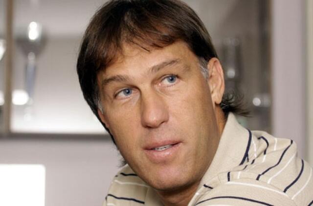 Šarūnas Marčiulionis teigia, kad šalies krepšinio federacija klaidina visuomenę