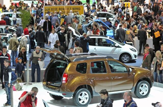 Vasarą sumažėjo naujų automobilių pardavimas Europos Sąjungoje