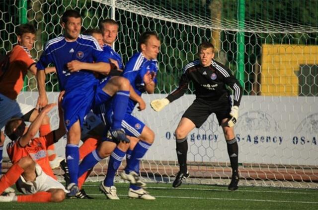 "Banga" čempionus palaužė jų namuose