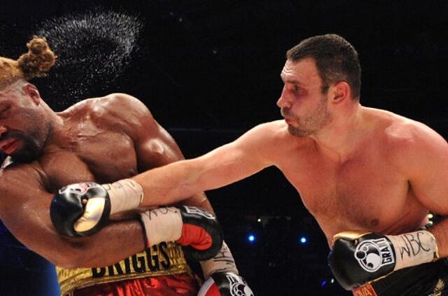 Boksas: ukrainietis Vitalijus Kličko nugalėjo amerikietį Shannoną Briggsą