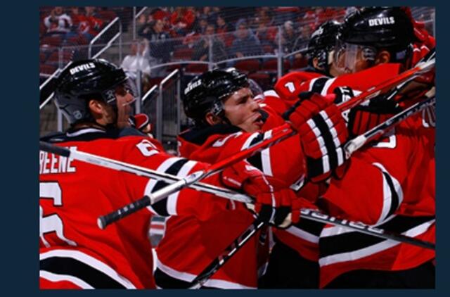 Dainiaus Zubraus įvartis "Devils" neišgelbėjo nuo pralaimėjimo "Bruins" ekipai