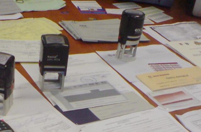 Direktorius nuslėpė tūkstančius PVM