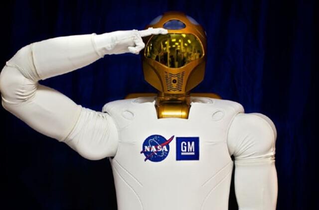 "General Motors" sukurtas "robonautas" dirbs kosmose