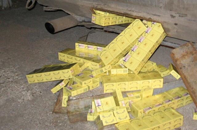 Kontrabandą bandė įvežti perdirbtuose dujų balionuose