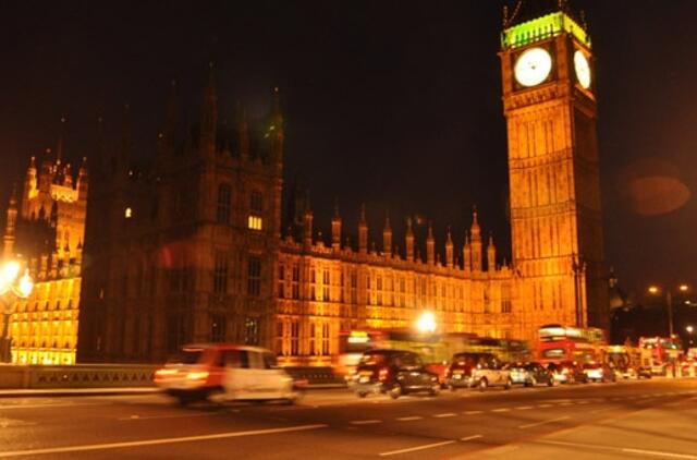 Prancūzija įspėja dėl padidėjusio teroro pavojaus Didžiojoje Britanijoje