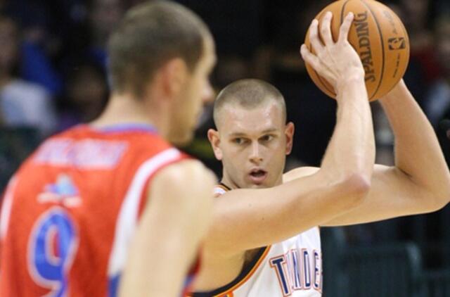 Ramūnas Šiškauskas į "Thunder" krepšį įmetė 17 taškų