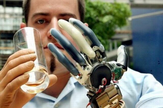 “Terminatoriaus rankų“ savininkas žuvo pervertinęs savo jėgas